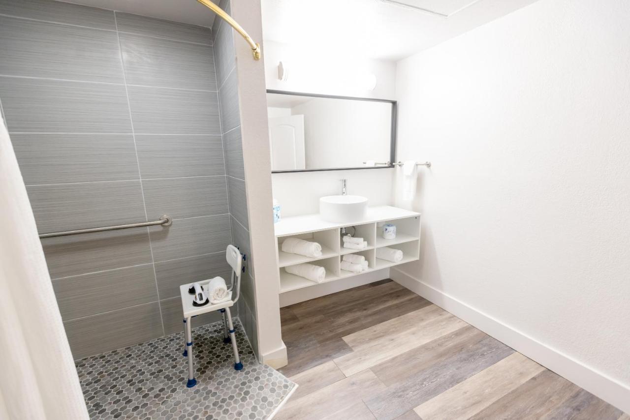 Golden Isles Inn & Suites Brunswick Luaran gambar
