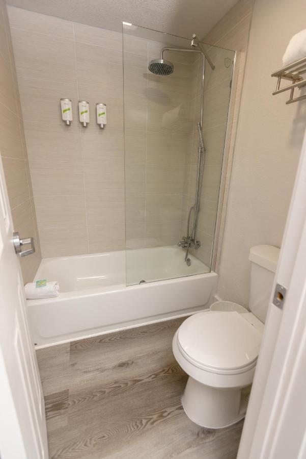 Golden Isles Inn & Suites Brunswick Luaran gambar