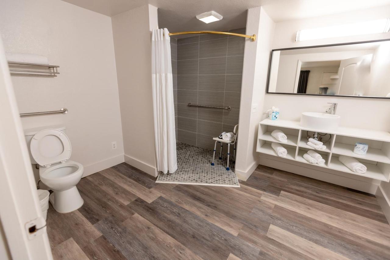 Golden Isles Inn & Suites Brunswick Luaran gambar