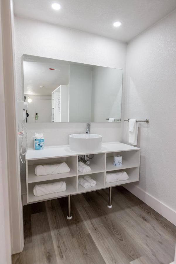 Golden Isles Inn & Suites Brunswick Luaran gambar